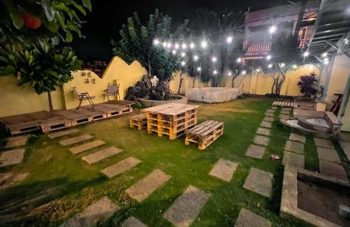 Daguang House | Discover Chill Bay Dive Inn: Family-Friendly & Pet Welcoming