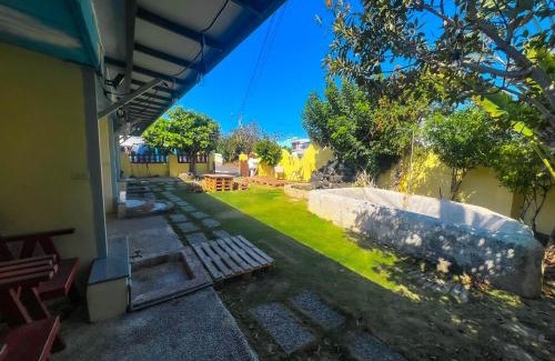 Daguang House | Discover Chill Bay Dive Inn: Family-Friendly & Pet Welcoming