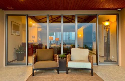 Kadena-cho Villa | Explore Comfort at 読谷目黒や: Pet-Friendly & Pool Access