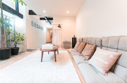 Shimogyo Villa | Discover Family-Friendly Comfort at 谷町君 星屋 八尾家