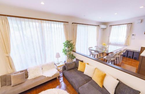 Toyohashi Apartment | 豊橋民泊最大7名様駐車場1台無料