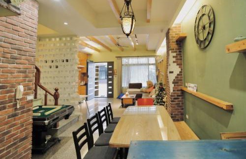 Wujie Apartment | Discover Pet-Friendly Relaxation at 貝兒的家