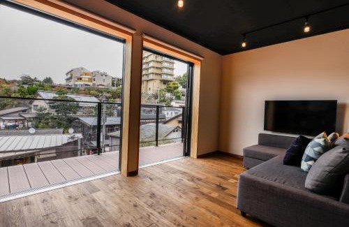 Kita Ward House | Experience Tranquility at 貸別荘 楓-Fū- 有馬 with Breakfast