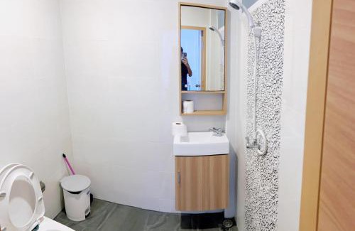 South Pattaya Villa | Premier Villa with Pool Near Vibrant Walking Street
