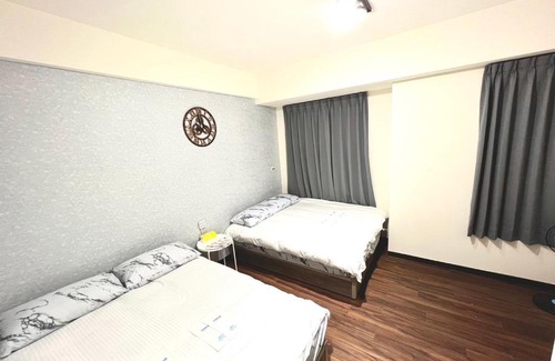 Xitun District House | Family-Friendly Fun at 逢甲 HAppY Day Hotel