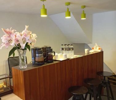 Hengchun Old Town House | Discover Cozy Stays at 遇見 白居旅宿 - Ideal for Families