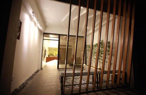 Hengchun Old Town House | Discover Cozy Stays at 遇見 白居旅宿 - Ideal for Families