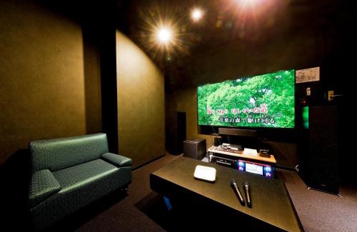 Konohana Apartment | Experience 遊之宿 ユニバーサル: Pet & Child Friendly Retreat