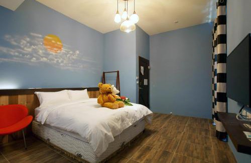 Taitung House | Budget-Friendly Dollars BnB: Pet & Family Friendly Stay