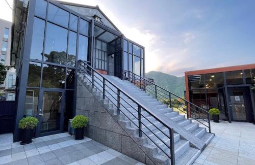 Ruifang Bed & Breakfast | Idyllic Jien Mount Villas: Scenic Retreat with Spa & Hot Tub