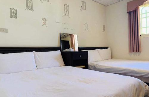 Jincheng House | Family-Friendly Retreat at Jin Lu Homestay with Kitchen