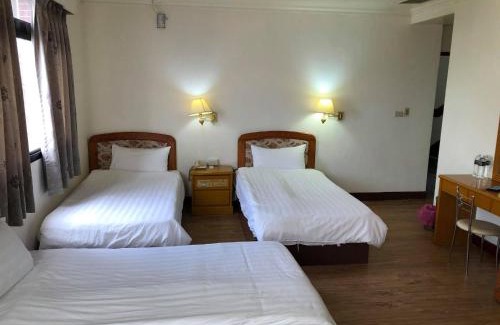 Jinning Hotel | Discover Family-Friendly Stays at 金麗麗大飯店