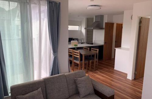 Koshigoe Apartment | Family-Friendly Stay at 湘南腰越ホーム with Great Reviews
