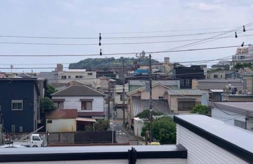 Koshigoe Apartment | Family-Friendly Stay at 湘南腰越ホーム with Great Reviews