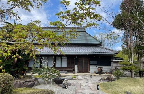 Kagawa Prefecture House | Serene Kan un an: Family-Friendly Retreat Awaits