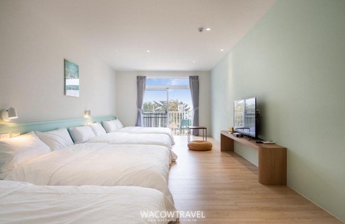 Liuqiu House | Experience閣萊雅民宿: Pet-Friendly Stay with Ocean View