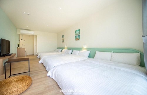 Liuqiu House | Experience閣萊雅民宿: Pet-Friendly Stay with Ocean View
