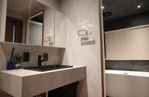 Nishinari Apartment | 阪町屋