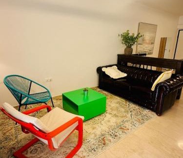 Palaio Faliro Apartment | 雅典南部海滨2km的舒适宽敞公寓