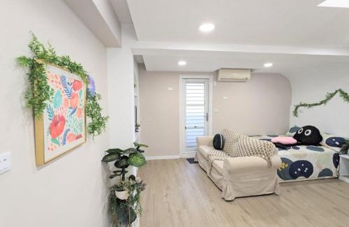 Tainan City Centre Bed & Breakfast | Family-Friendly雅舍公寓 with Great Guest Ratings