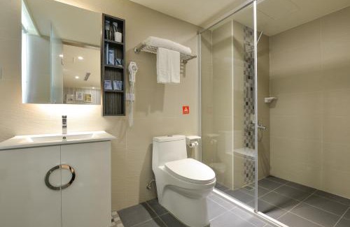East District Hotel | Golden Pacific Hotel: Family-Friendly Stay with Breakfast