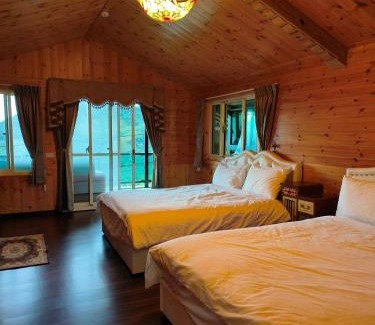 Fuxing District House | Cozy Retreat at 雲棧民宿 - Family & Pet Friendly Stay