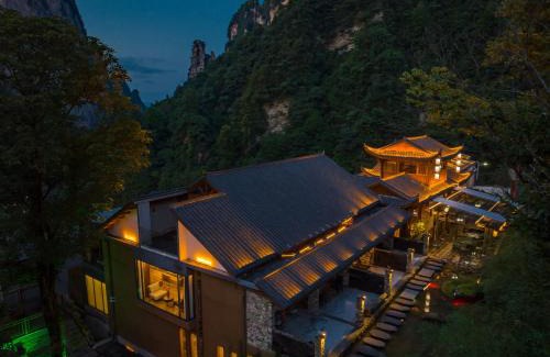 Wulingyuan Hotel | Discover Foggy Valley: 4-Star Guest-Rated Getaway