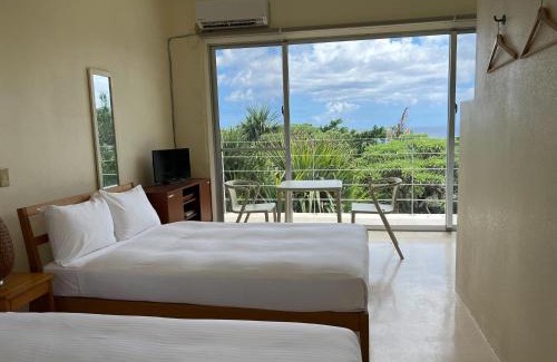 Ishigaki Cabin | Oceanfront Cottage 'Blue in Green' with Starry Nights