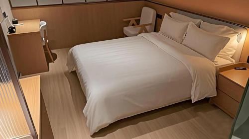 Lujiazui Hotel | Stylish Boutique Hotel Shanghai with Family-Friendly Perks