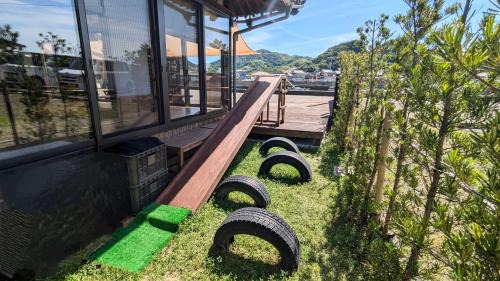 Asanamihara House | Escape to 風早邸海音: Pet-Friendly Oceanfront Retreat