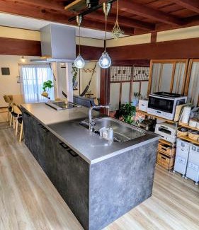 Asanamihara House | Escape to 風早邸海音: Pet-Friendly Oceanfront Retreat