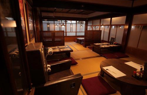 Shimohara House | Discover Comfort at 飛騨金山 古民家宿 恩家 -おんや-