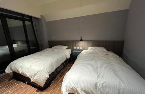 Jinning House | Discover 飛鳥集行館: Family-Friendly with Hot Tub Bliss