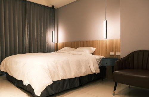 Jinning House | Discover 飛鳥集行館: Family-Friendly with Hot Tub Bliss