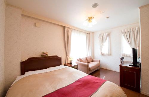 Yoro Hotel | Comfortable Yusennosato Hotel Nadeshiko with Hot Tub & Breakfast