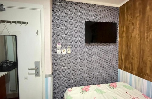 Tsim Sha Tsui House | Discover Hong Kong at Suzuki Inn: Your Cozy Retreat