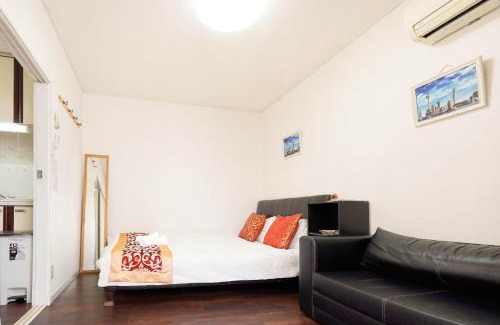 Namba Apartment | Discover HOSTEL道顿堀Osaka: Family-Friendly Retreat