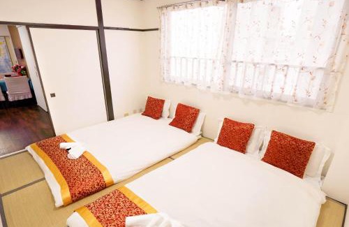 Namba Apartment | Discover HOSTEL道顿堀Osaka: Family-Friendly Retreat