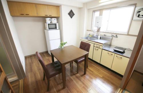 Matsuyama Apartment | Family-Friendly Getaway at 高原マンション 201