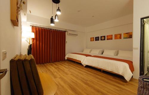 Yuli House | Exceptional 26-2 Simple Home Life: Family-Friendly Retreat