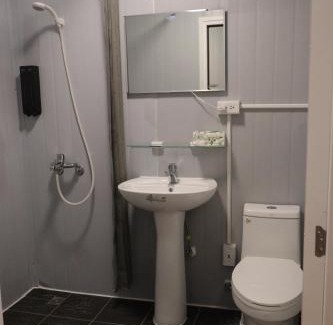 Changbin House | Cozy 鳳奶客棧: Rated 9/10 with Hot Tub & Breakfast