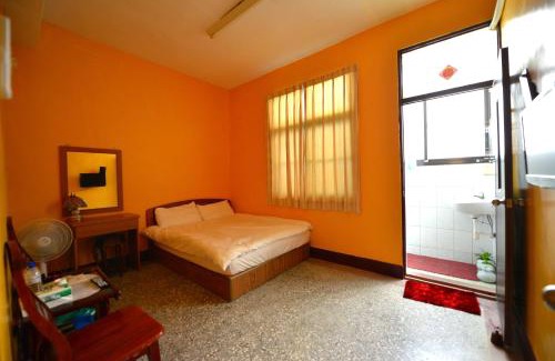 Beimen House | Experience Comfort at 鹽舍休閒民宿 with Family-Friendly Amenities