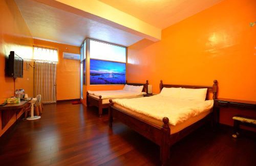 Beimen House | Experience Comfort at 鹽舍休閒民宿 with Family-Friendly Amenities