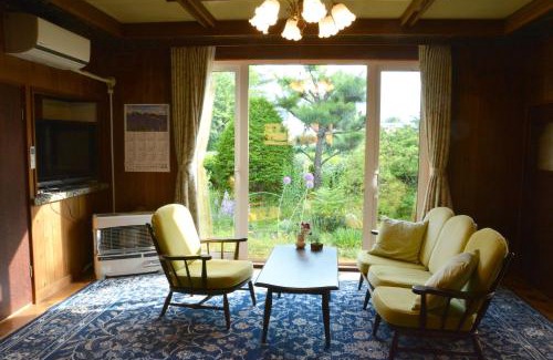 Furano House | Family-Friendly Stay at 鹿家 Furano Dear House with Kitchen