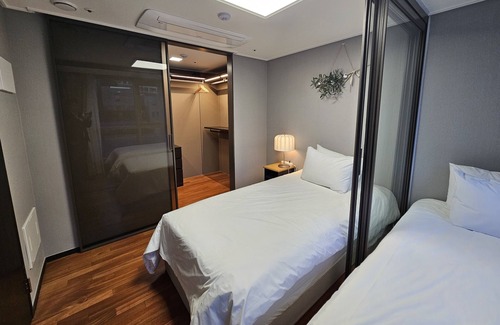 Seocho-dong Apartment | Modern 2-Bedroom Retreat in Gangnam, Ideal for Families