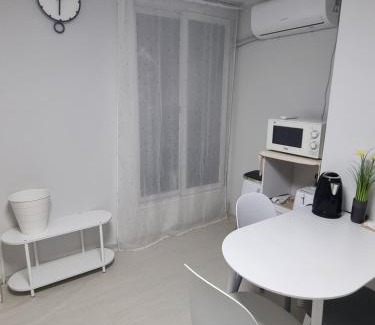 Seongnae-dong Villa | 강동성내2rooms#K-pop 공연 #5' minutes to Dunchon-dong Station #Dunchon Station Traditional Market #Olympic Park #Central Veterans Hospital
