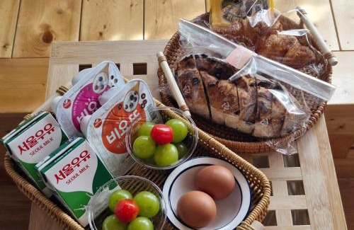Gyeongju House | Perfect Stay at Hanok Stay Dagagam with Breakfast & Hot Tub