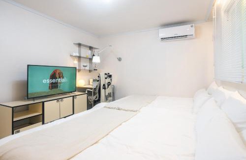Banpo-dong Apartment | 반포레스트 room3