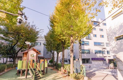 Banghwa-dong Apartment | Ideal Stayseeu - Seoul Botanic Park with Breakfast Included