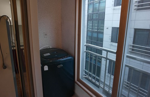 Chilgok Apartment | Cozy One-Room Near Seokjeok Post Office, Pet & Child Friendly